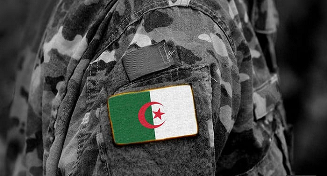 مصرع ضابط في الجيش الجزائري إثر اشتباكات مع مجموعة إرهابية
